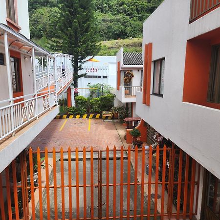 Hotel Emperador Barbosa  Dış mekan fotoğraf