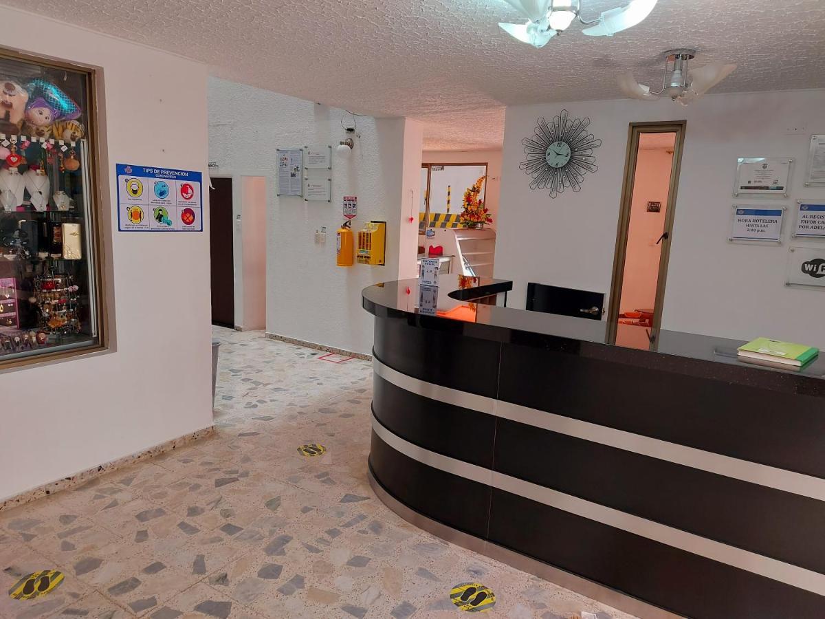 Hotel Emperador Barbosa  Dış mekan fotoğraf
