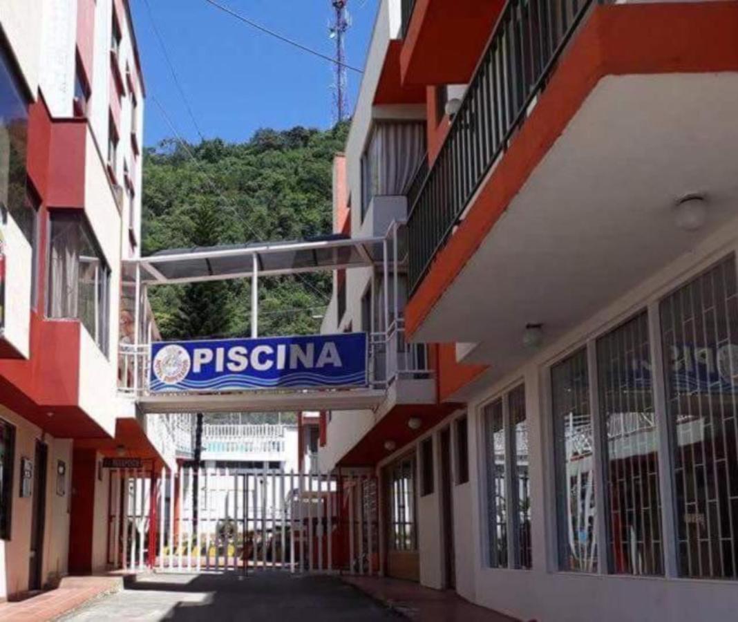 Hotel Emperador Barbosa  Dış mekan fotoğraf