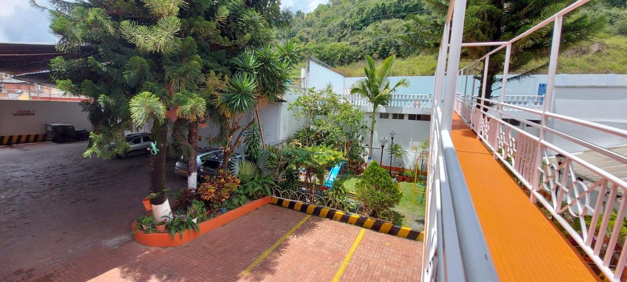 Hotel Emperador Barbosa  Dış mekan fotoğraf