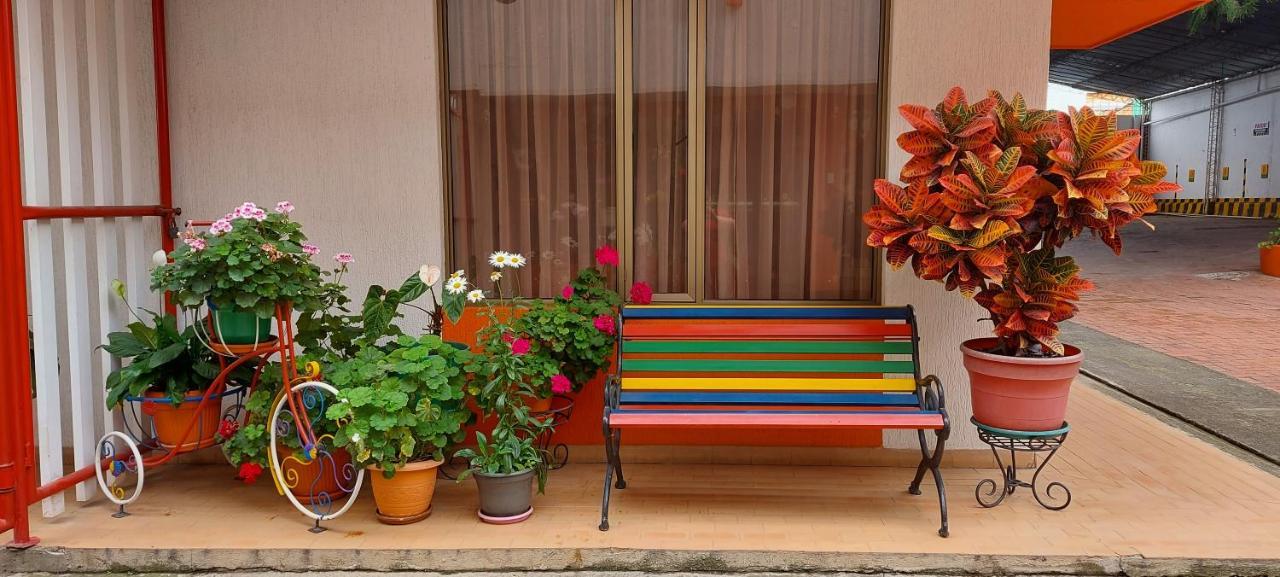 Hotel Emperador Barbosa  Dış mekan fotoğraf