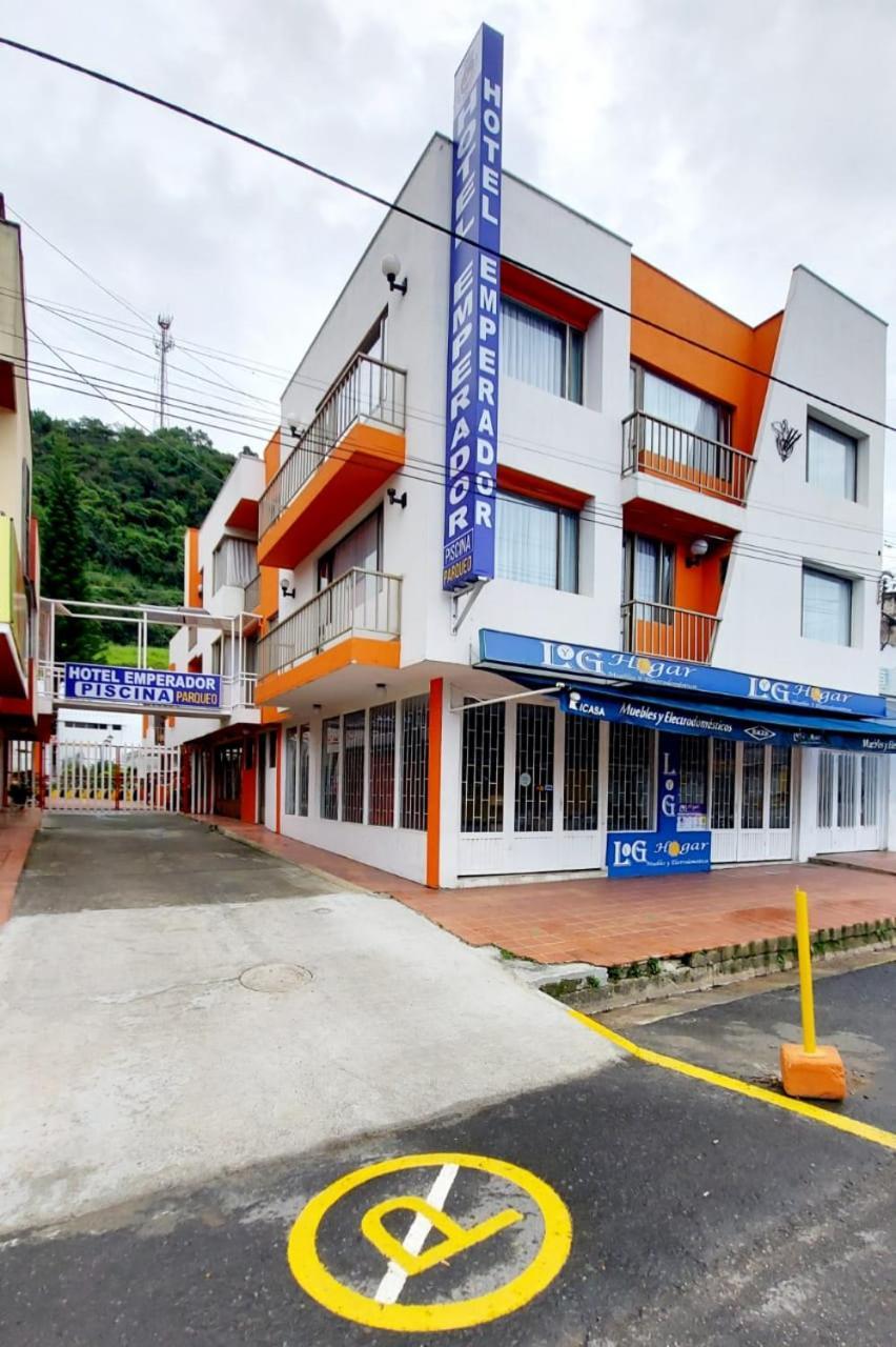 Hotel Emperador Barbosa  Dış mekan fotoğraf